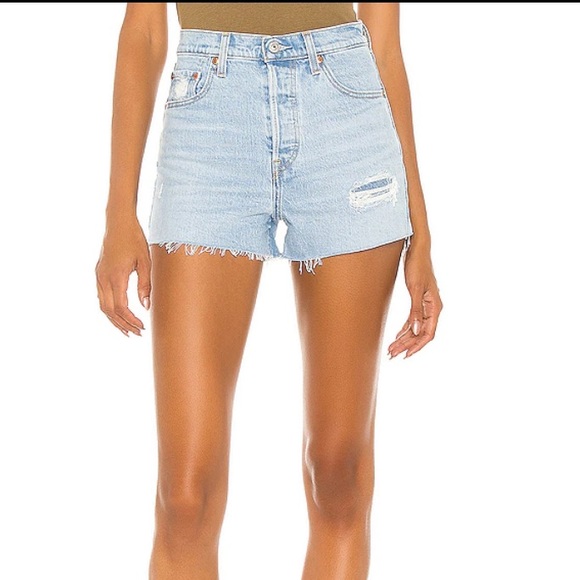 Levi’s Ribcage cut off short in Tango Pulse light - Picture 7 of 11